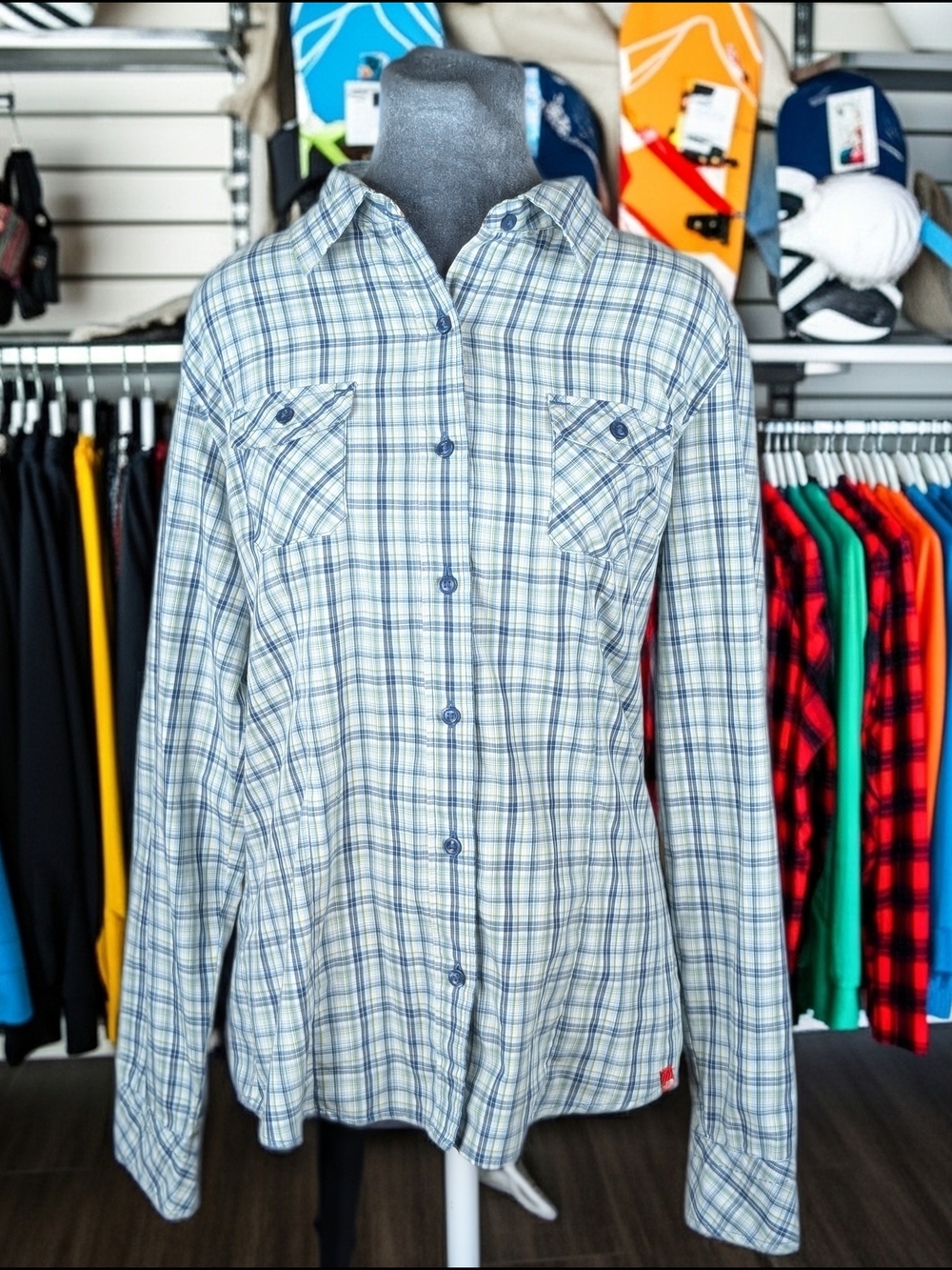 The North Face Plaid Button-Up Shirt Women's L Embroidered Floral‎
